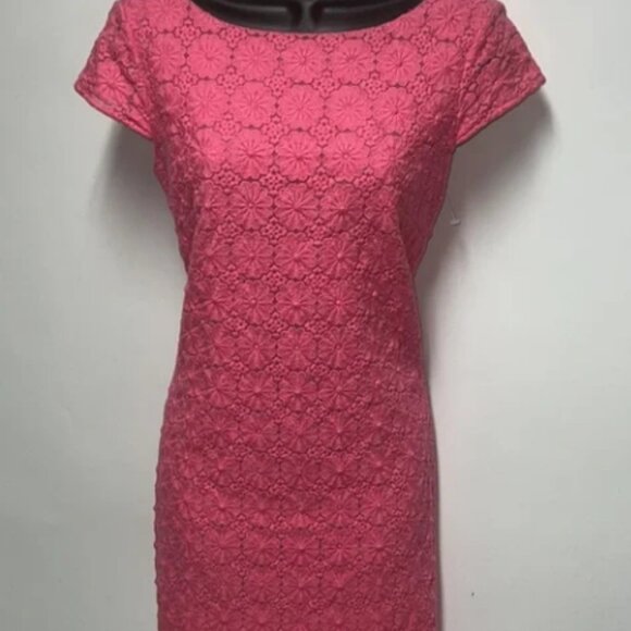 Lilly Pulitzer Jeanette Pink Floral Laced Shift Dress Sz 12 in Lipstick Pink - Picture 1 of 11
